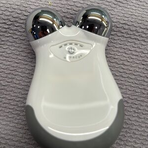 NuFace Mini Facial Toning Device - White and Green